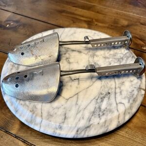 VTG 1950s Pair EKCO Hammered MCM Metal Shoe Trees Shaper Stretcher Adjustable